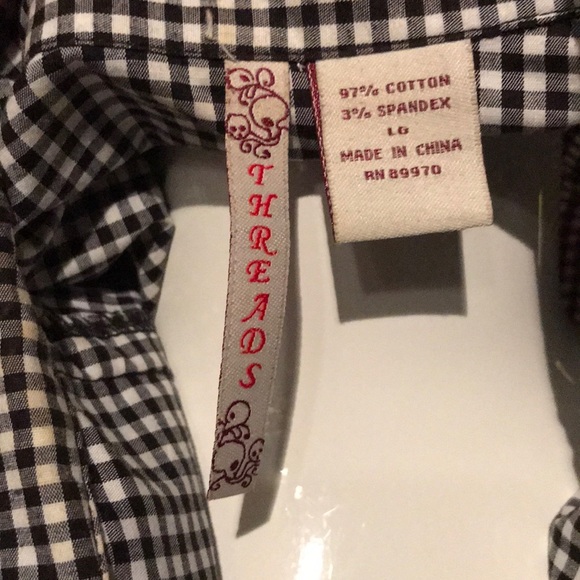 Black and white button up - Picture 4 of 4